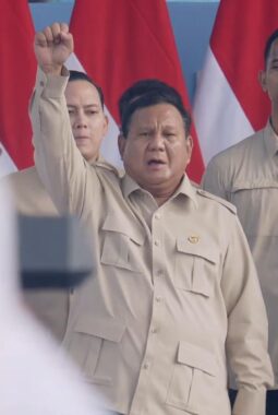 Prabowo Desak Potongan Ojol Turun di Bawah 10 Persen