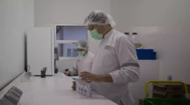 Kirmanto, anak petani asal Pemalang, kini bekerja di PT Nestlé Indonesia setelah lulus cumlaude dari UNU Yogyakarta.
