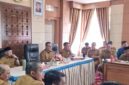 Wali Kota Sungai Penuh Alfin S.H. memimpin rapat pemantapan pelaksanaan qurban 1447 Hijriah/2026 bersama jajaran pejabat daerah, Selasa (12/05).