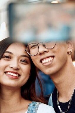 Selfie Dua Jari Bisa Bocorkan Data Sidik Jari