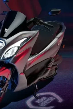 Suzuki Siapkan Skutik Bongsor Baru Lawan Nmax PCX