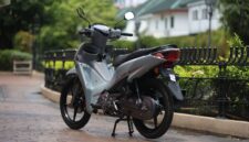 Yamaha Finn terbaru hadir dengan desain ramping, fitur modern, dan konsumsi BBM yang sangat irit.