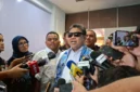 Presiden KSPI Said Iqbal menyampaikan pernyataan kepada media soal potensi PHK akibat relokasi pabrik.(Foto: Liputan6.com/Arief Rachman Hakim)