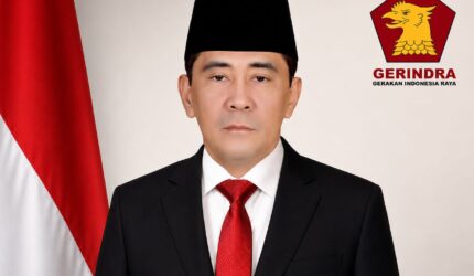Hero Patria, Ketua DPC Gerindra Kota Sungai Penuh, memberikan keterangan terkait dukungan penguatan tata kelola Program Makan Bergizi Gratis (MBG).
