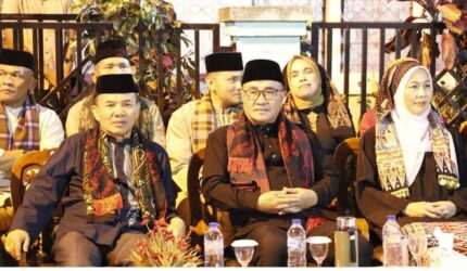 Wali Kota Sungai Penuh Alfin menghadiri pergelaran seni budaya Kenduri Sko 2026
