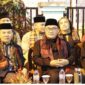 Wali Kota Sungai Penuh Alfin, S.H., menghadiri malam pergelaran seni budaya Kenduri Sko Enam Luhah 2026.( Foto : Diskominfosta Sungai Penuh)