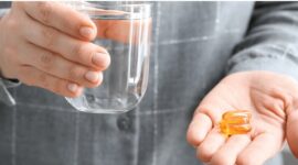 Suplemen minyak ikan mengandung omega-3 yang bermanfaat untuk menjaga kesehatan jantung, otak, dan mengontrol kolesterol.( Foto : https://www.naturalfarm.id)