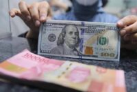 Pergerakan rupiah menguat terhadap dolar AS pada perdagangan terbaru didorong kebijakan Bank Indonesia dan pelemahan dolar global ( Foto : CNBC Indonesia/Faisal Rahman)