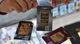 Harga emas Pegadaian hari ini menunjukkan Antam sebagai yang tertinggi dibanding UBS dan Galeri24.(Foto : Liputan6.com/Angga Yuniar)