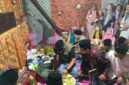 Prosesi penurunan benda pusaka di Rumah Gedang Rio Jayo sebagai rangkaian Kenduri Sko Enam Luhah di Sungai Penuh, Kamis, 2 Juli 2026. ( Foto iNBrita)