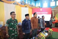Ketua DPRD Kota Sungai Penuh, Hutri Randa, S.Sos., M.M., menghadiri Rapat Senat Terbuka Wisuda Sarjana Ekonomi Angkatan XXIII STIE Sakti Alam Kerinci Tahun Akademik 2025/2026 di GOR Eks Pemda, Sabtu (13/6). (Foto: Hms DPRD)