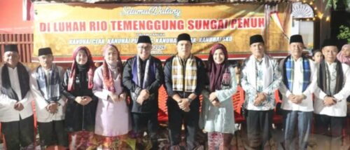 Ketua DPRD Kota Sungai Penuh menghadiri Malam Pergelaran Seni Budaya di Rio Temenggung.