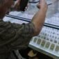 Ilustrasi emas batangan Antam. Harga emas Antam naik Rp10 ribu menjadi Rp2,62 juta per gram pada perdagangan 27 Juli 2026.(Foto: CNN Indonesia/Safir Makki)