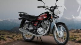 Suzuki Thunder 125 banyak dimanfaatkan sebagai motor untuk usaha bensin eceran karena kapasitas tangki besar.( Foto : Dok.Suzuki )
