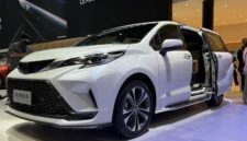 Tampilan Toyota Granvia Hybrid yang hadir sebagai MPV premium dengan desain modern dan fitur mewah.(Foto: Muhammad Hafizh Gemilang/detikcom)