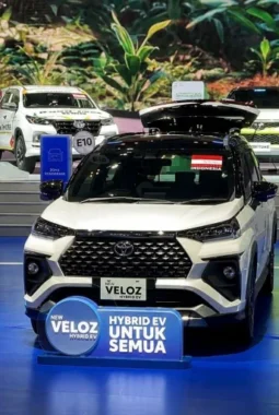 Toyota Veloz Hybrid 2026 Irit Nyaman Fitur Lengkap