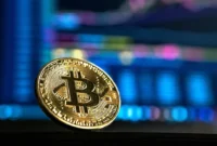 HMRC meningkatkan pengawasan pajak terhadap investor kripto di Inggris.(Foto: Unsplash/Andre Francois M.)