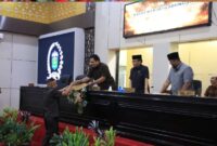 Ketua DPRD Kota Sungai Penuh Hutri Randa memimpin rapat kerja pembahasan KUA-PPAS Tahun Anggaran 2027.