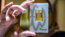 Harga emas Antam kembali naik Rp15.000 menjadi Rp2.740.000 per gram pada Sabtu (22/8/2026).(Ilustrasi Foto: Andhika Prasetia/detik.com)