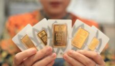 Harga emas Antam naik Rp20.000 menjadi Rp2,7 juta per gram pada kamis 13/8/ 2026.