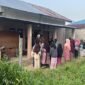 Suasana di sekitar lokasi kejadian di Desa Sumur Anyir