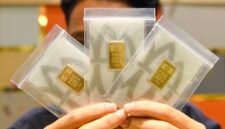Harga emas Antam dan emas Pegadaian turun pada perdagangan Senin, 7 September 2026.(Foto : M RISYAL HIDAYAT/kompas.com)