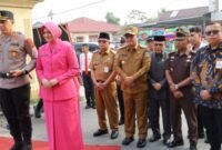 Wakil Ketua I DPRD Kota Sungai Penuh Hardizal, S.Sos., M.H., menghadiri serah terima jabatan Kapolres Kerinci di Halaman Mapolres Kerinci, Senin (14/9).