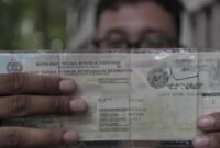 Ilustrasi STNK digital yang kini dapat digunakan pengendara melalui aplikasi Digital Korlantas.(Foto : CNNIndonesia /Adhi Wicaksono)