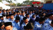 Guru PPPK penuh waktu berpeluang beralih menjadi PNS mulai Januari 2027 melalui tes kompetensi.(Foto: Ricardo/JPNN.com)