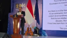 Komaruddin Hidayat mendorong negara-negara ASEAN memperkuat perlindungan karya jurnalistik di era AI dan platform digital.(Foto: Istimewa/liputan6.com).
