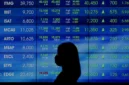 IHSG merosot tajam setelah MSCI membuka konsultasi perubahan status pasar Indonesia dari emerging market menjadi standalone market.(Foto : Liputan6.com/Angga Yuniar)