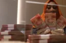 Rupiah melemah terhadap dolar AS pada perdagangan Selasa (13/10/2026) seiring meningkatnya tekanan geopolitik dan kenaikan harga minyak dunia.(Foto : Liputan6.com/Angga Yuniar)