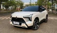 Mitsubishi New Xforce ICE menawarkan mesin 1.5L MIVEC, transmisi CVT, serta fitur keselamatan dan kenyamanan untuk menunjang aktivitas harian. (Foto : Liputan6.com/Septian Pamungkas)