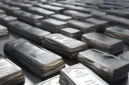 Harga perak Antam terbaru dan daftar harga perak batangan 250 gram serta 500 gram.