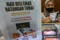 Harga emas Galeri24, Antam, dan UBS di Pegadaian turun pada Jumat (23/10/2026).(Foto : Liputan6.com/Angga Yuniar)