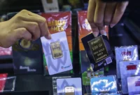 Harga emas Antam, UBS, dan Galeri24 di Pegadaian pada Selasa, 27 Oktober 2026.(Foto : Liputan6.com/Angga Yuniar)