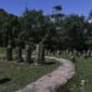 Sejumlah makam kuno di Indonesia menyimpan jejak sejarah penyebaran Islam dan perkembangan budaya di Nusantara.(ANTARA FOTO/Sigid Kurniawan)