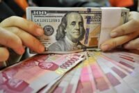 Nilai tukar rupiah melemah ke Rp17.917 per dolar AS pada perdagangan Senin (5/10/2026).(FOTO:ANTARA/Yudhi Mahatma)