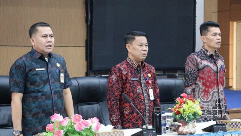 Pemkot Sungai Penuh menerima kunjungan Dinkes Sarolangun dalam studi banding peningkatan pelayanan kesehatan, Kamis (8/10/2026).(Foto : Diskominfosta Sungai Penuh)           