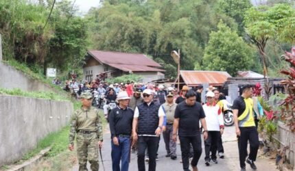 Wali Kota Alfin dan Wakil Wali Kota Azhar Hamzah memimpin Goro Akbar di Kota Sungai Penuh.