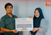 PT KMH menyalurkan bantuan CSR untuk Kenduri SKO Desa Tamiai, Kerinci.
