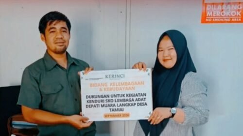 PT KMH menyalurkan bantuan CSR untuk Kenduri SKO Desa Tamiai, Kerinci.