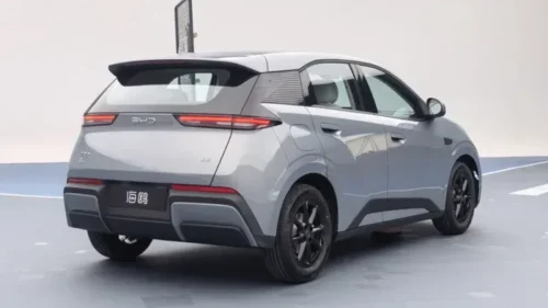 BYD membuka pemesanan awal Atto 1 generasi kedua di China dengan perkiraan harga di bawah Rp260 juta.(Foto :  Doc. BYD)