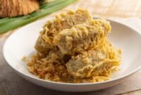 Pisang goreng masuk sebagai dessert Indonesia terbaik versi TasteAtlas 2026.(Foto: Getty Images/Kritchai Chaibangyang)