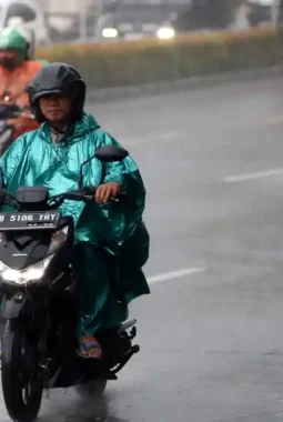 Jadwal Musim Hujan 2026/2027, BMKG Ungkap Prediksi Terbaru