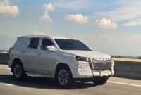 Toyota Fortuner terbaru menjalani pengujian di Thailand dengan balutan kamuflase tebal.(Foto: Instagram Kurdistan_Automotive_Blog)